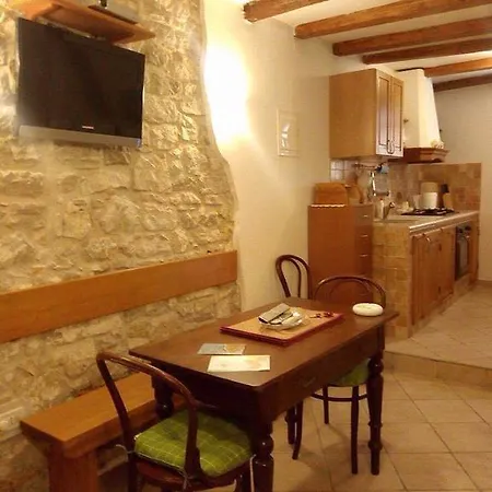 Studios Dalino Rovinj Exterior photo